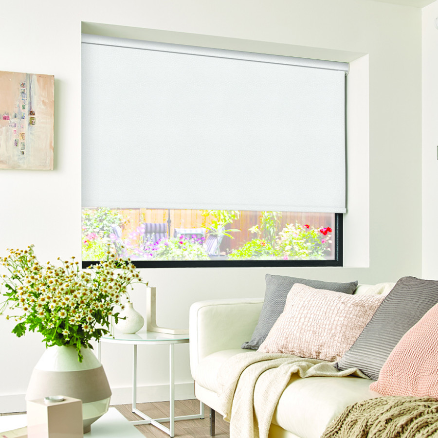 Nandu Ivory Roller Blind