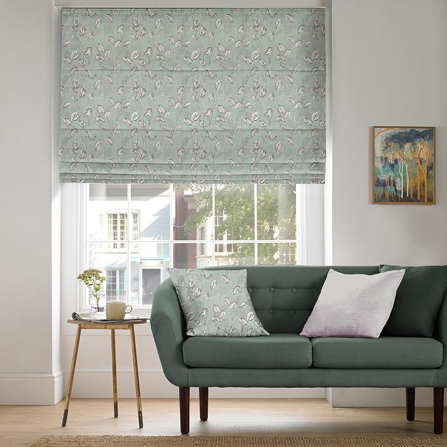 Passion 31 Roman Blind