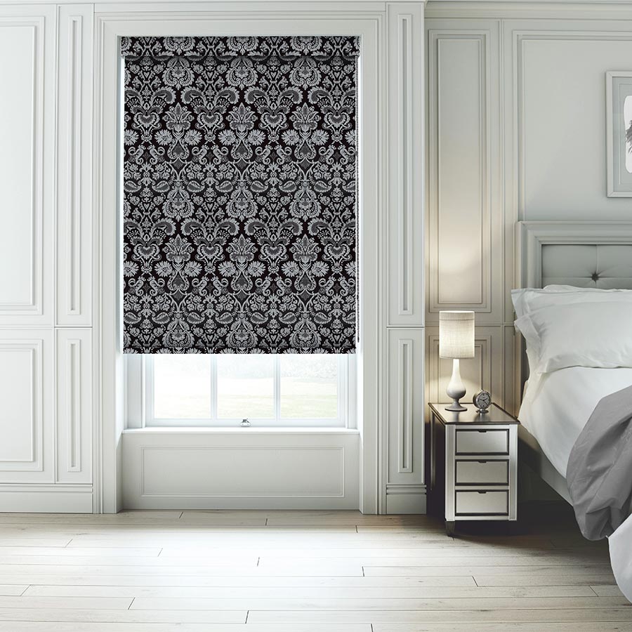 Warna Noir Roller Blind